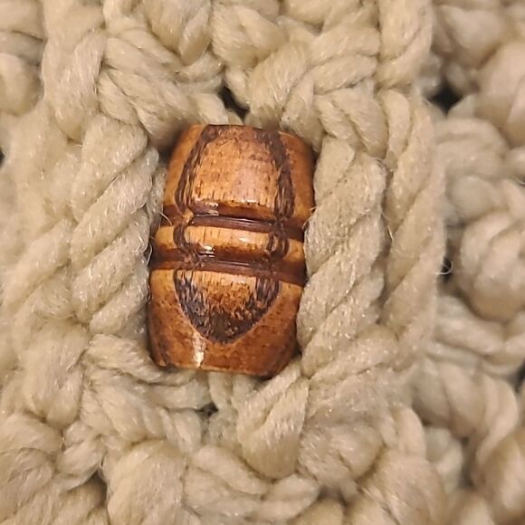 Vintage Boho Macrame Woven Crochet Bag Wood Bead Accents - Picture 8 of 8
